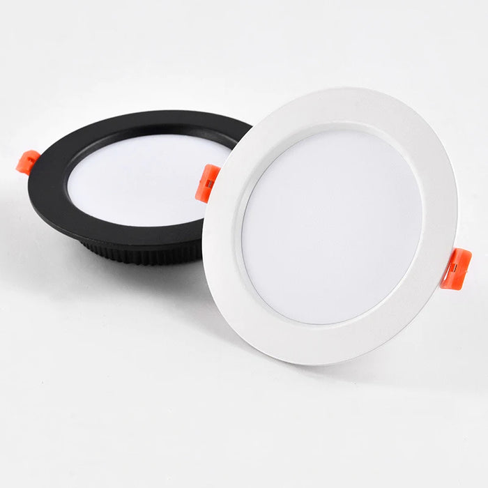 Ultra-thin DC LED downlight in black and white variants, ideal for modern, energy-efficient recessed lighting solutions.